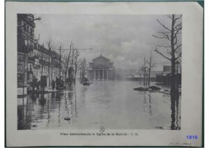 1910-@@-Eglise-au-loin-pendant-la-crue-de-1910-Bercy-NDNativite-BHVP-4-EST-00412-1910.pdf
